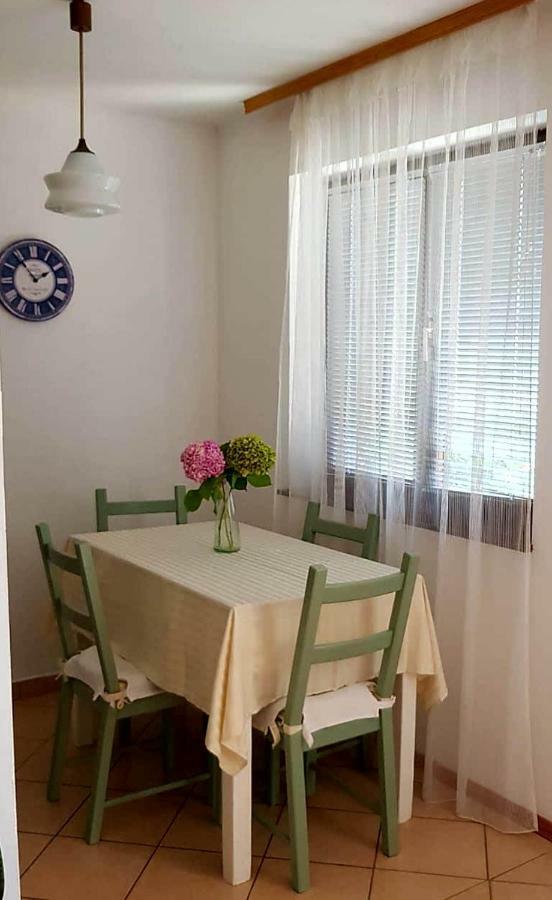 Adelia Daire Mali Lošinj Dış mekan fotoğraf